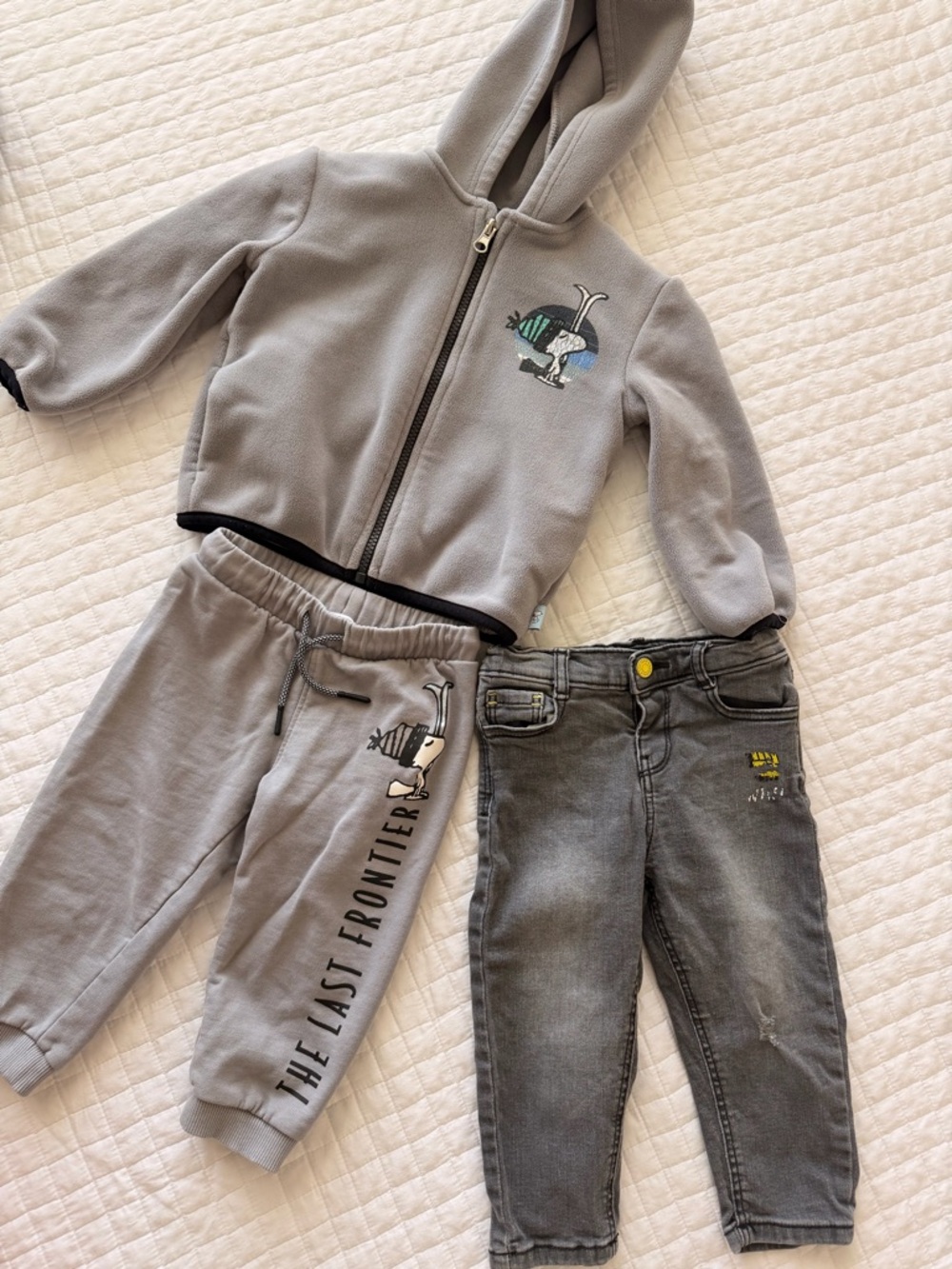 Original Marines Kids Gray Hoodie & Jogger, Jeans Set with Graphic Size 12-18 m